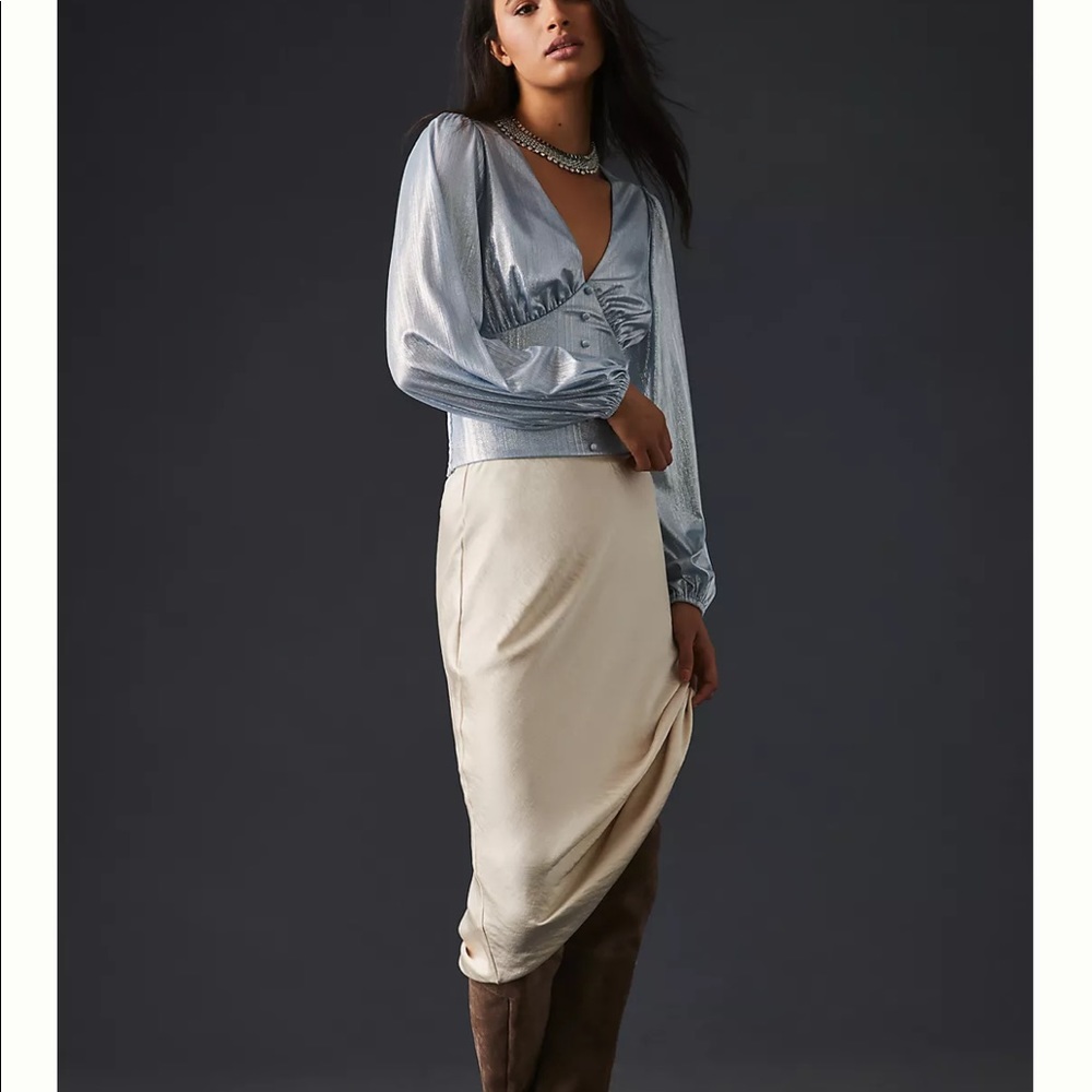 Flat White Shine Blouse size small